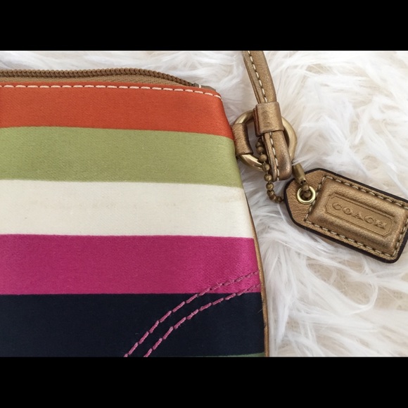 Authentic Coach Legacy Stripe Wristlet - Picture 6 of 15